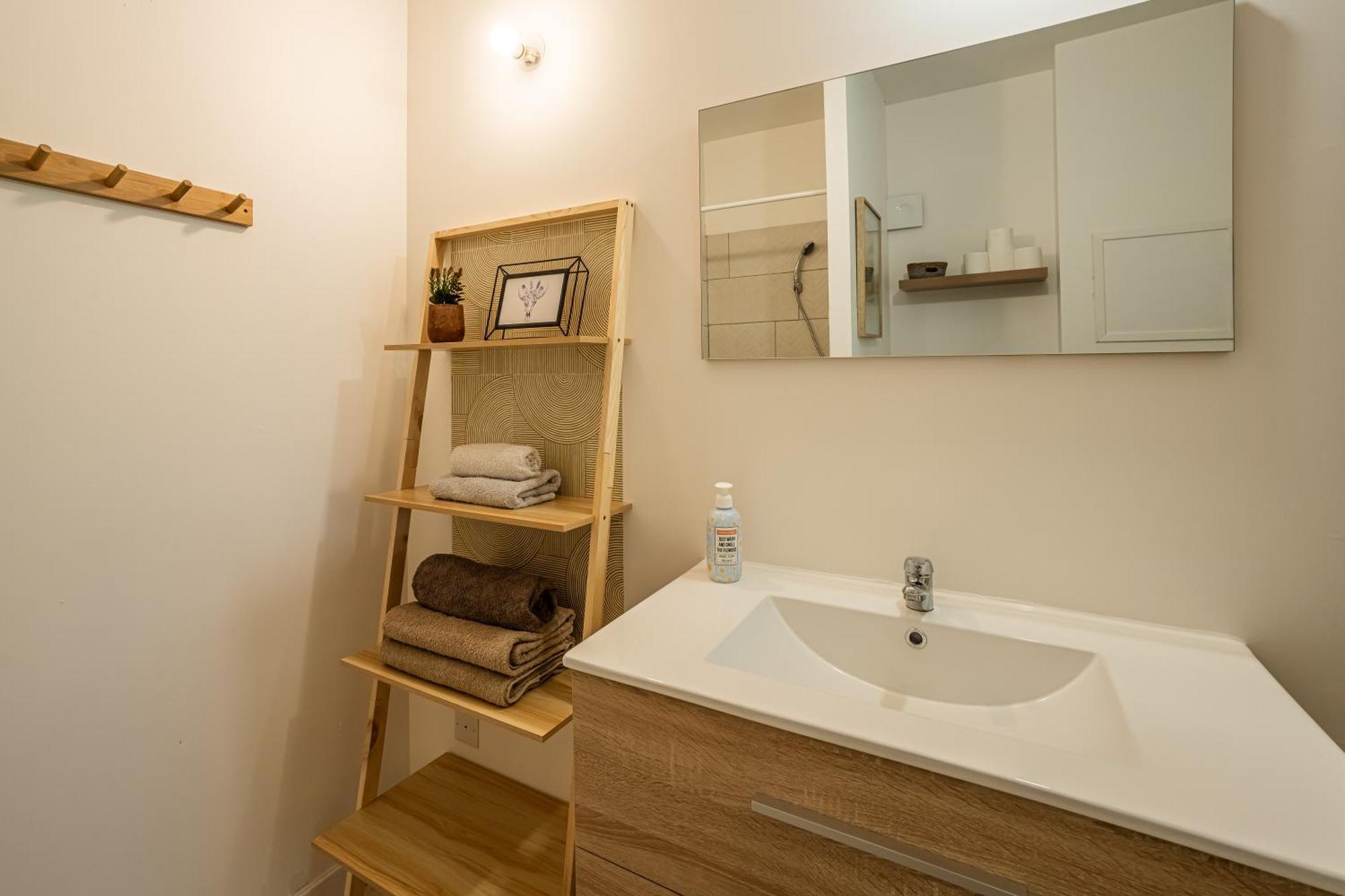 Oasis Urbaine Narbonne Apartment ภายนอก รูปภาพ